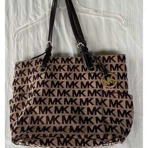 Michael Kors Black Tan MK Logo Women’s Bag Classy Interior Tag Clean Bag Flaw